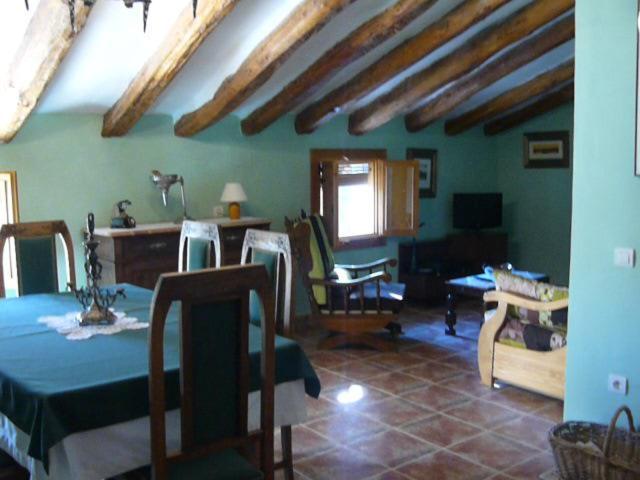 Casa Rural Torre De Campos Аинсон Экстерьер фото
